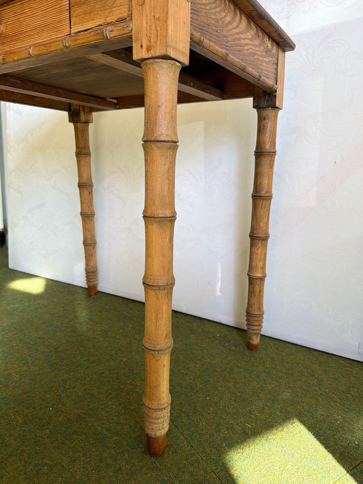 Antiker Beistelltisch Faux Bamboo Holz Schublade