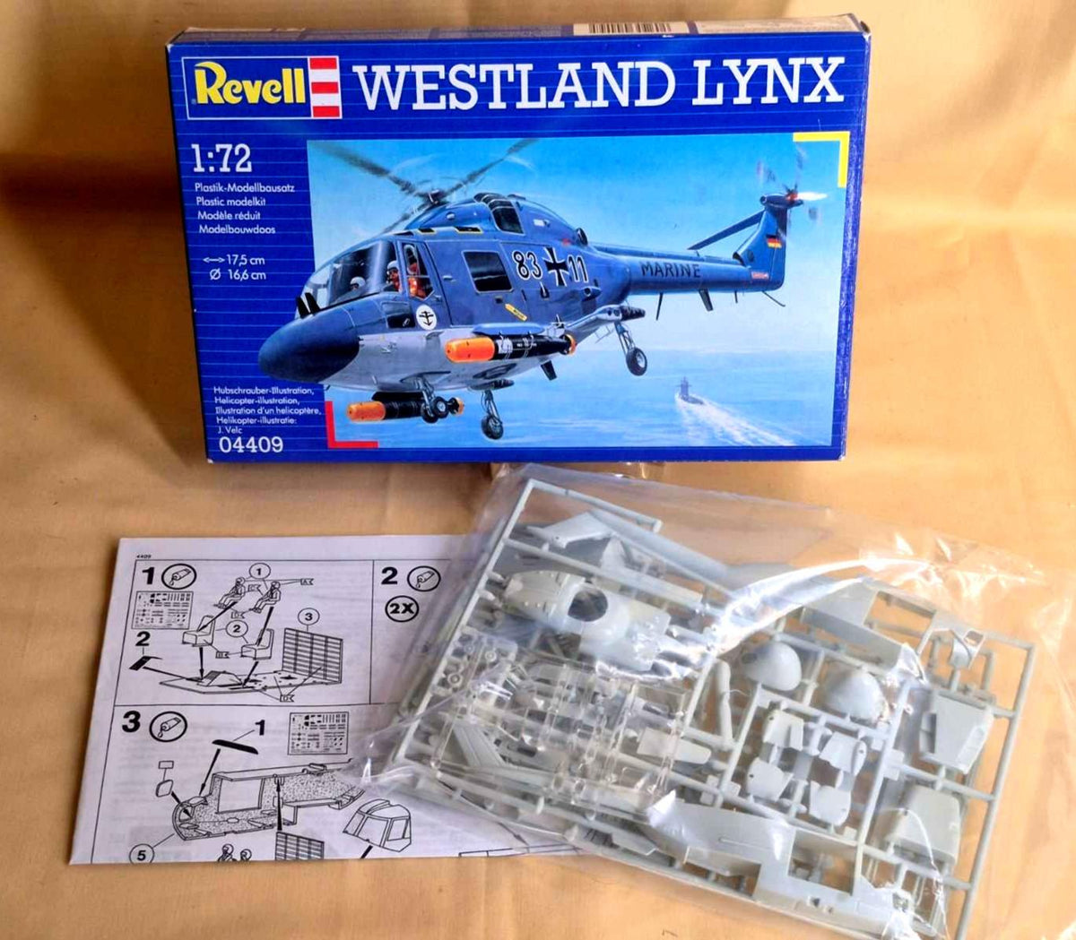 Revell 04409 Westland Lynx 1:72 Plastik Modellbausatz Hubschrauber Marine