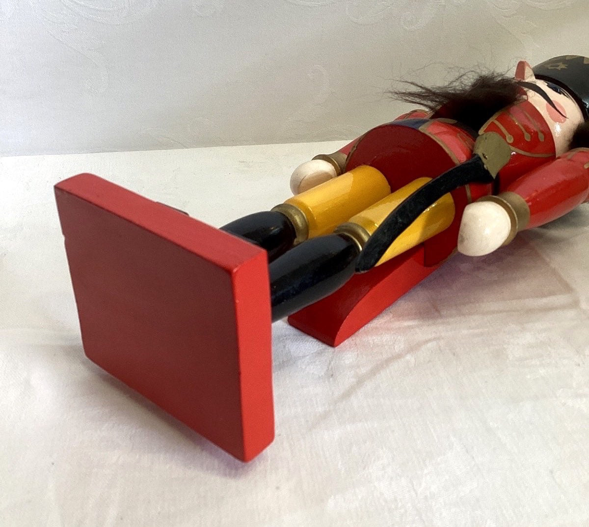 Nussknacker Holz Soldat König rot gold Weihnachten Dekofigur