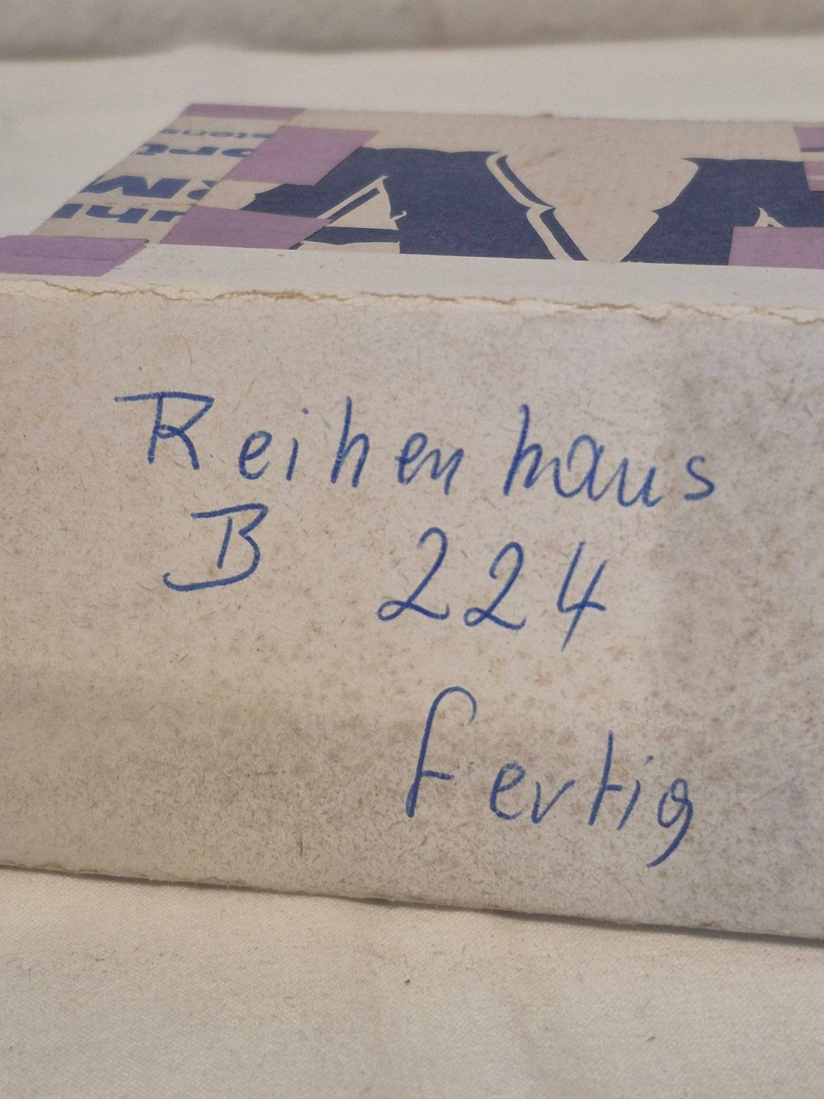 Faller B224 Reihenhaus H0 Fertigmodell Balkon Garten Modelleisenbahn