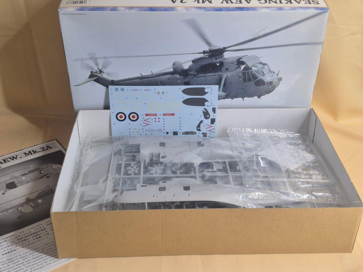 Hasegawa 09863 Sea King AEW Mk.2A 1:48 Special Version Modellbausatz OVP