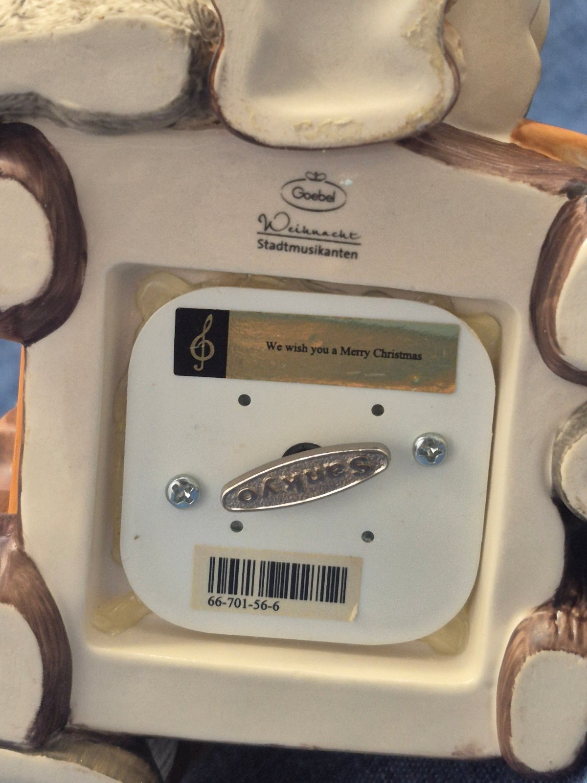 Goebel Weihnacht Stadtmusikanten Figurengruppe Spieluhr We wish you a Merry Chri