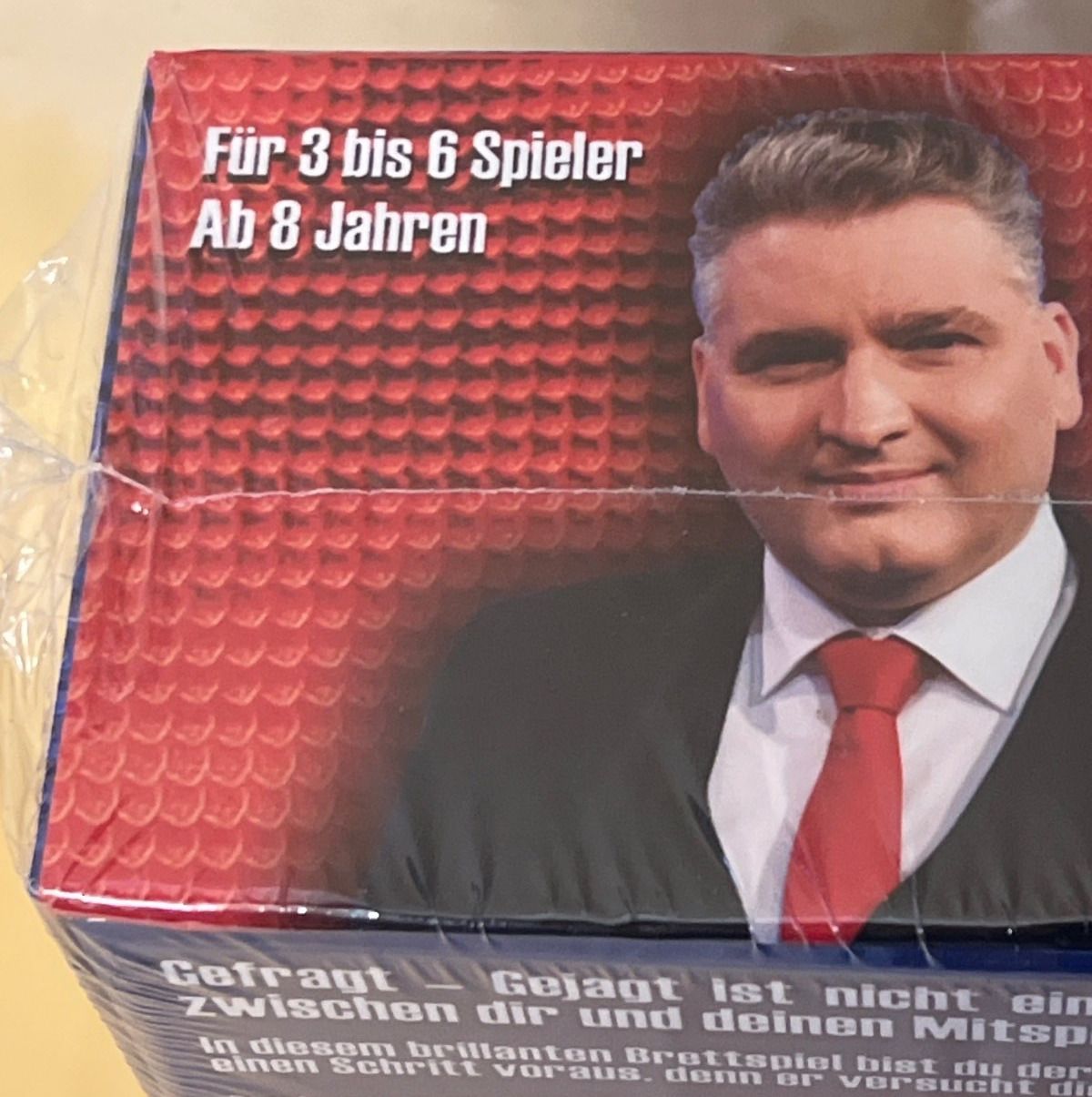 Brettspiel "Gefragt Gejagt"  Familienspiel 3-6 Spieler ab 8 Jahren, Neu