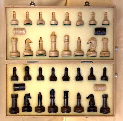 Schachspiel, Klappkoffer, Schachbrett, Figuren, Kunststoff