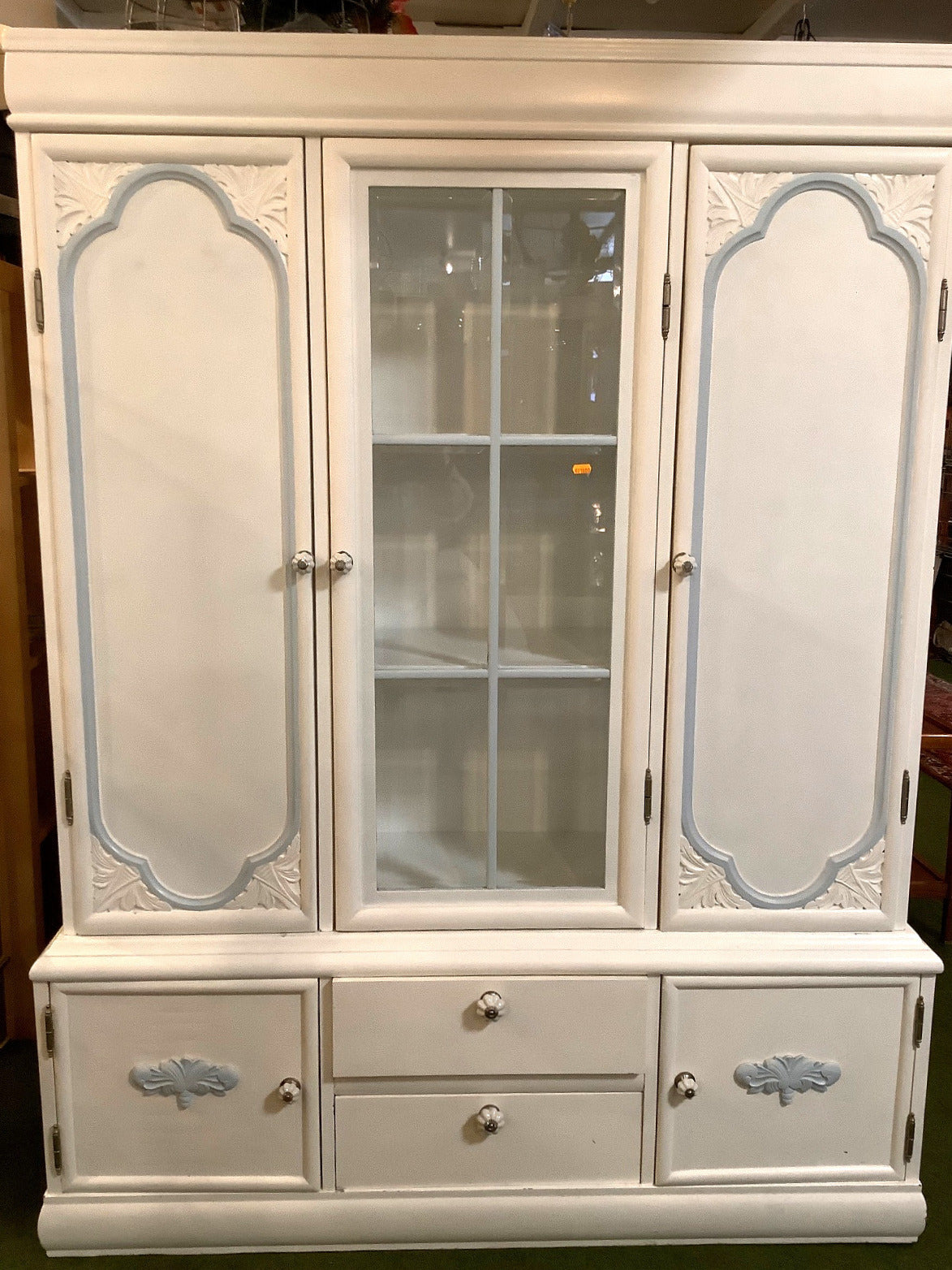 Großer Vitrinenschrank Weiß Landhaus Shabby Chic 3-türig Schubladen Holz