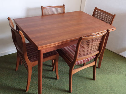 Esstisch ausziehbar + 4 Stühle Teak Wienergeflecht  60/ 70er Jahre