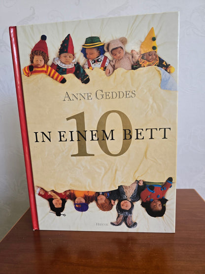 Anne Geddes 10 in einem Bett Kinderbuch Heyne Hardcover Babyfotografie