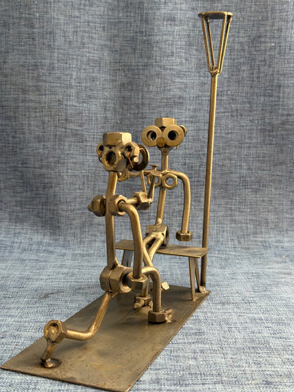 Metall Skulptur Heiratsantrag Schrauben Figuren Kunstobjekt   Geschenk