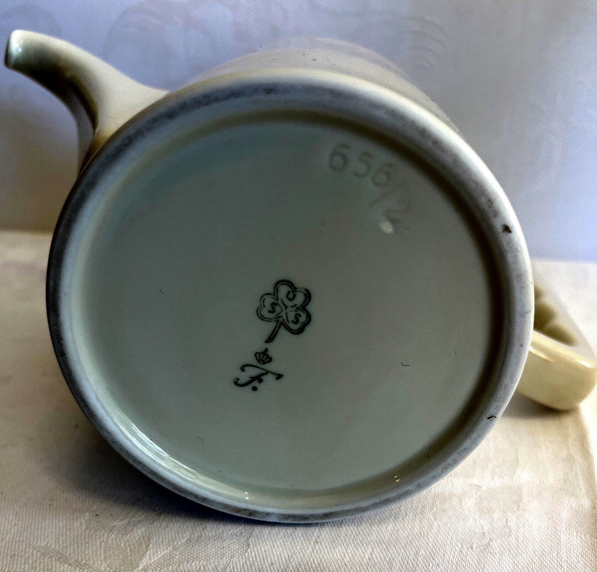 Thermisol Teekanne Kaiser Porzellan Chrom Vintage Wärmebehälter gehämmert Retro