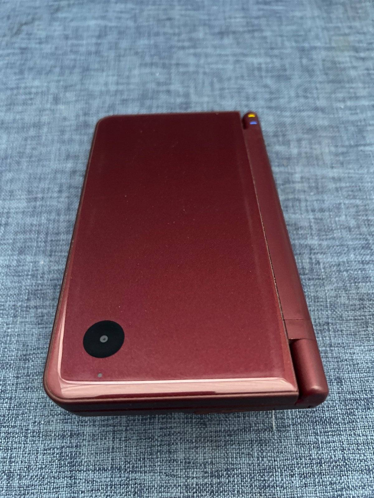 Nintendo DSi XL , OVP, Ladekabel,  2x Spiele, ohne Stift, Bordeauxrot