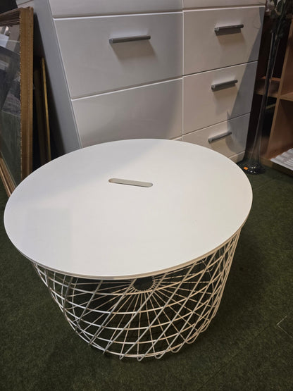 Couchtisch Drahtkorb rund weiß Metall Holzplatte abnehmbar Skandinavisch modern