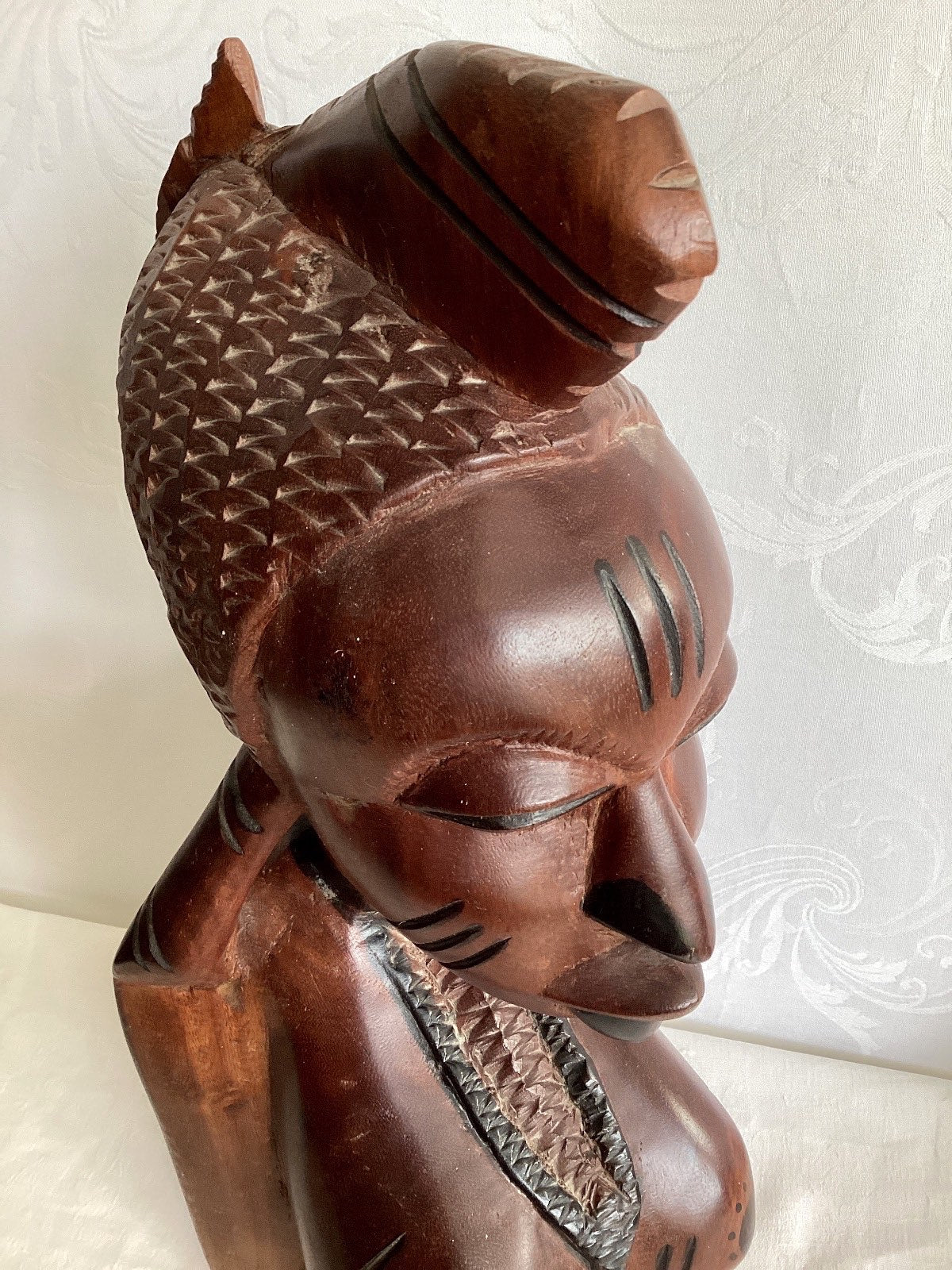 Afrikanische Holzbüste Frau handgeschnitzt Stammeskunst Skulptur Schnitzerei