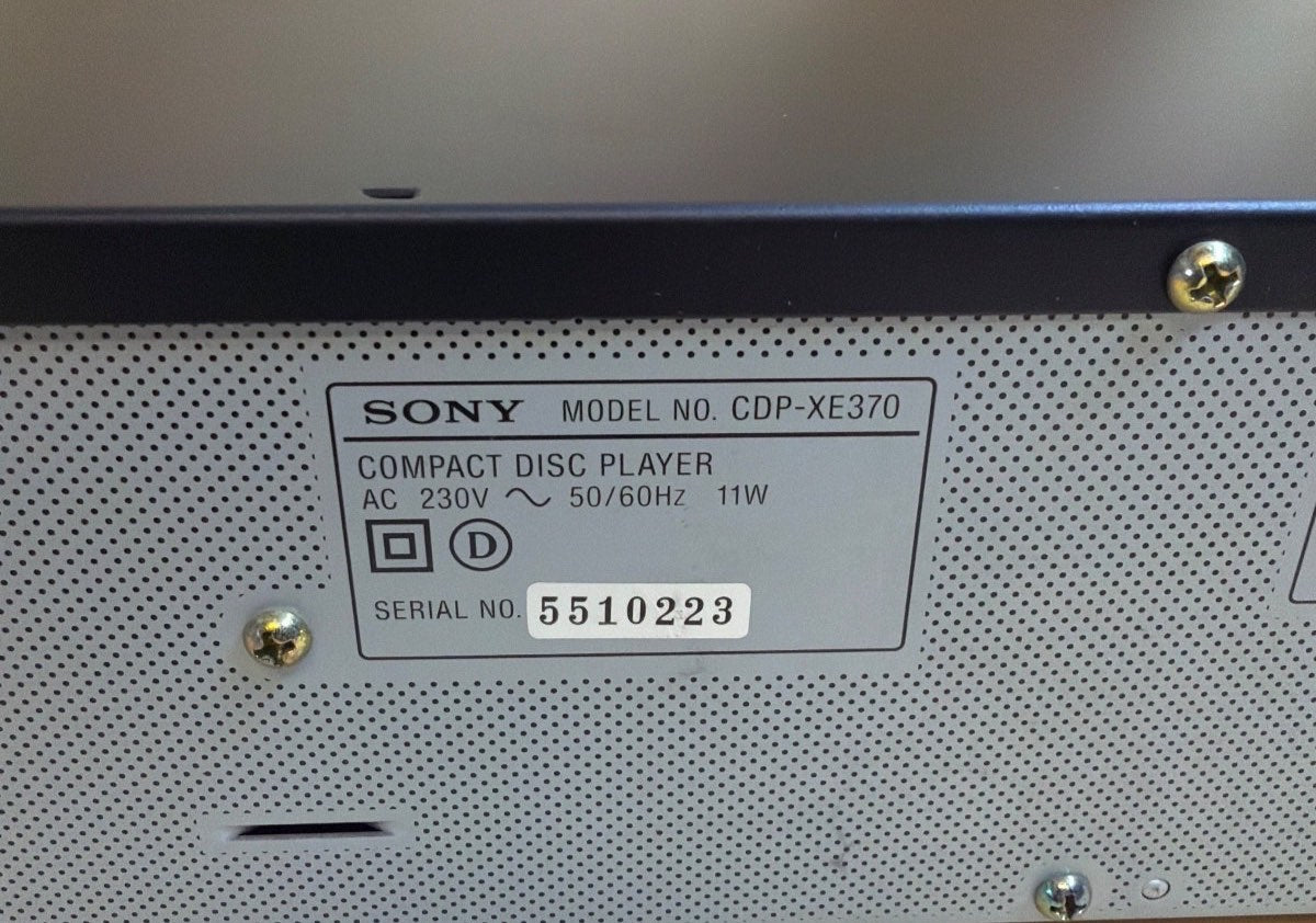 Sony CDP-XE370 CD-Player High Density Linear Converter Optical Digital