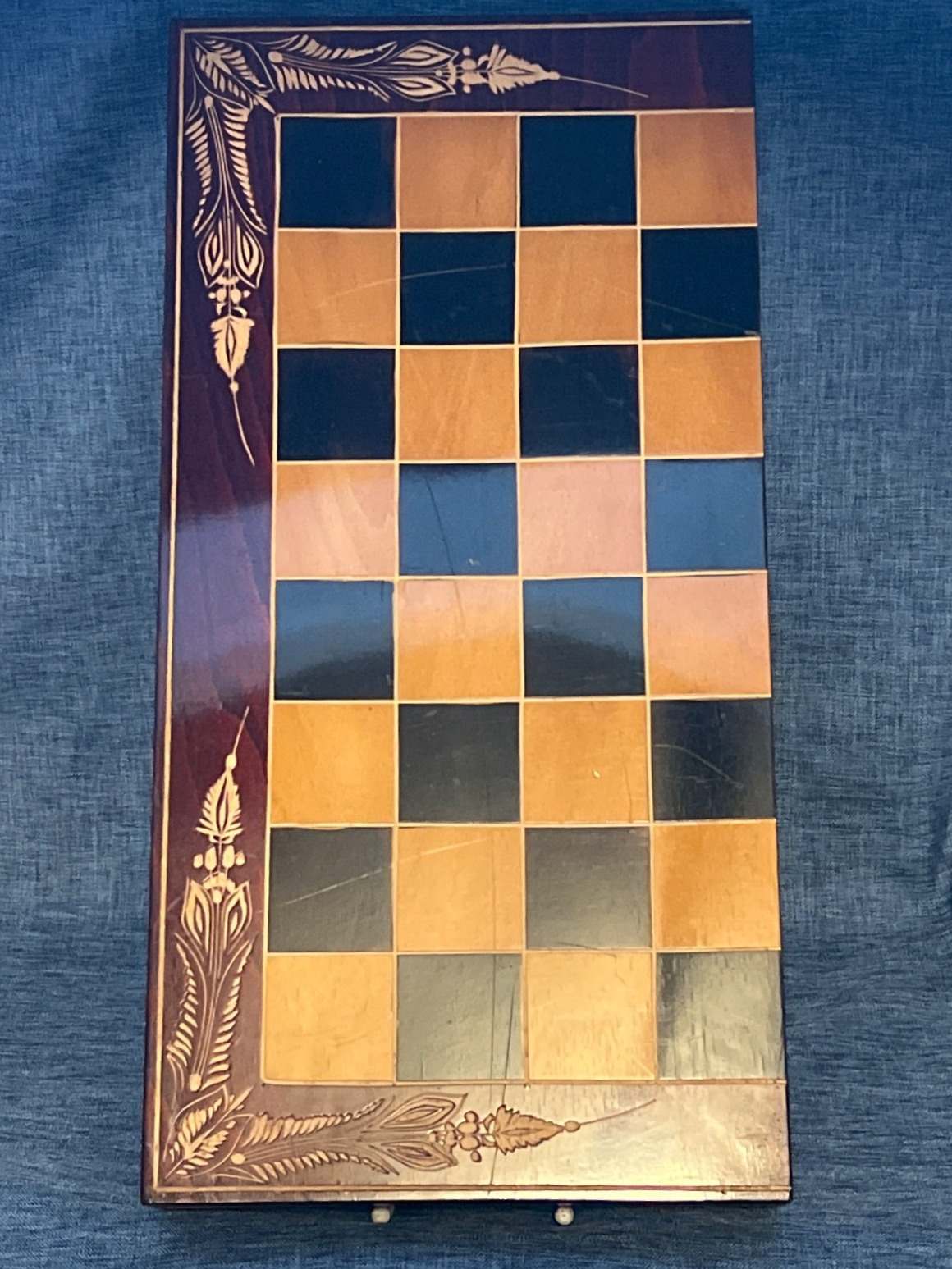 Schach - Backgammon - Dame - 3in1 -  Holz, klappbar, aufwendige Gravuren