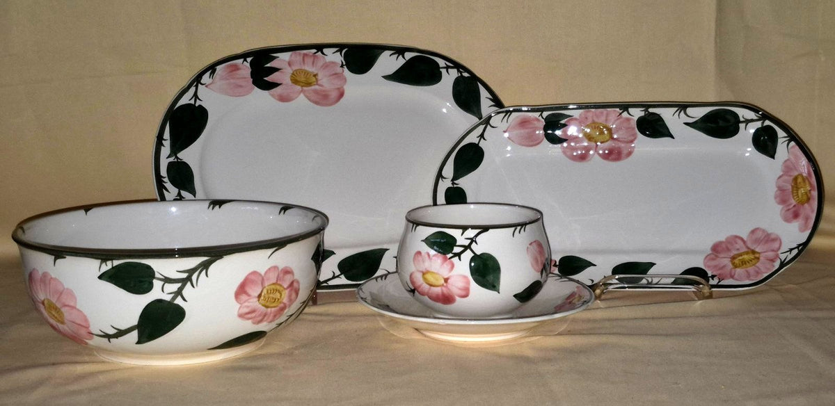Villeroy & Boch "Wild Rose" Porzellan Set Platten Schüssel Sauciere - Handgemalt