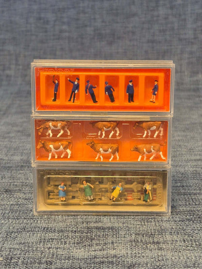 Preiser N 1:160 Figuren-Set Konvolut 7x Hirsche Kühe Bahnpersonal Passanten