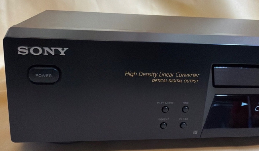 Sony CDP-XE370 CD-Player High Density Linear Converter Optical Digital