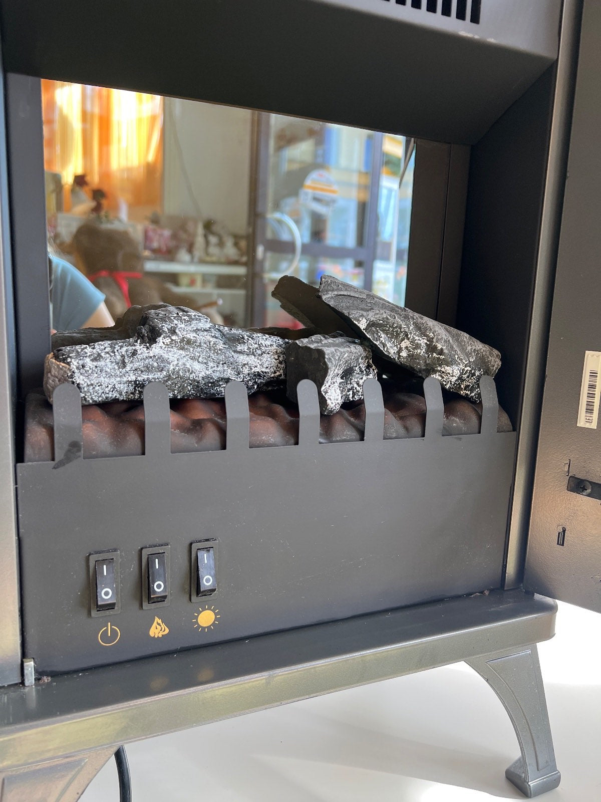 Elektrokamin Standkamin Kaminofen 2000W Heizlüfter Flammeneffekt