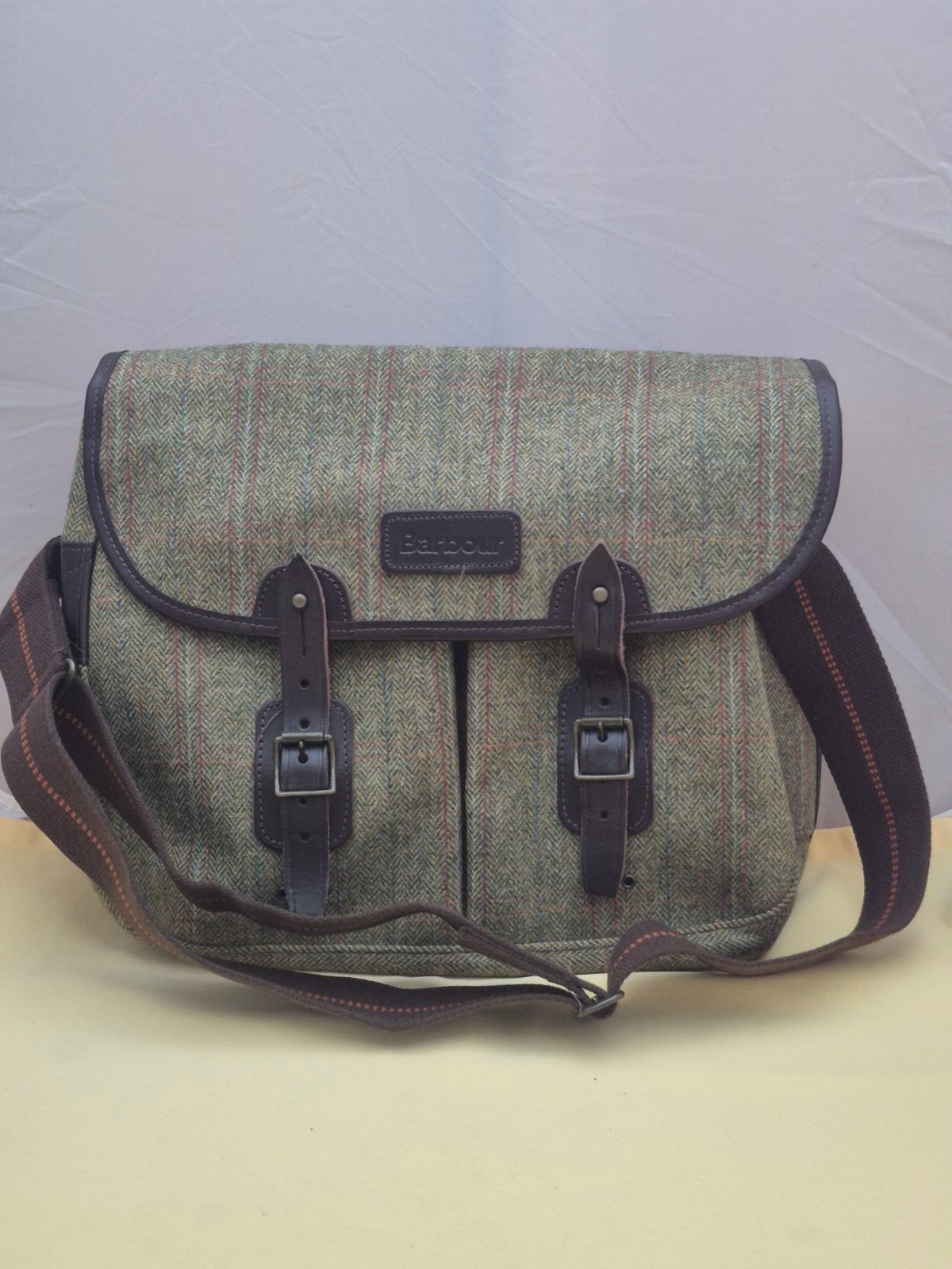 Barbour Tweed Tarras Bag Umhängetasche Schultertasche Herringbone Grün Leder