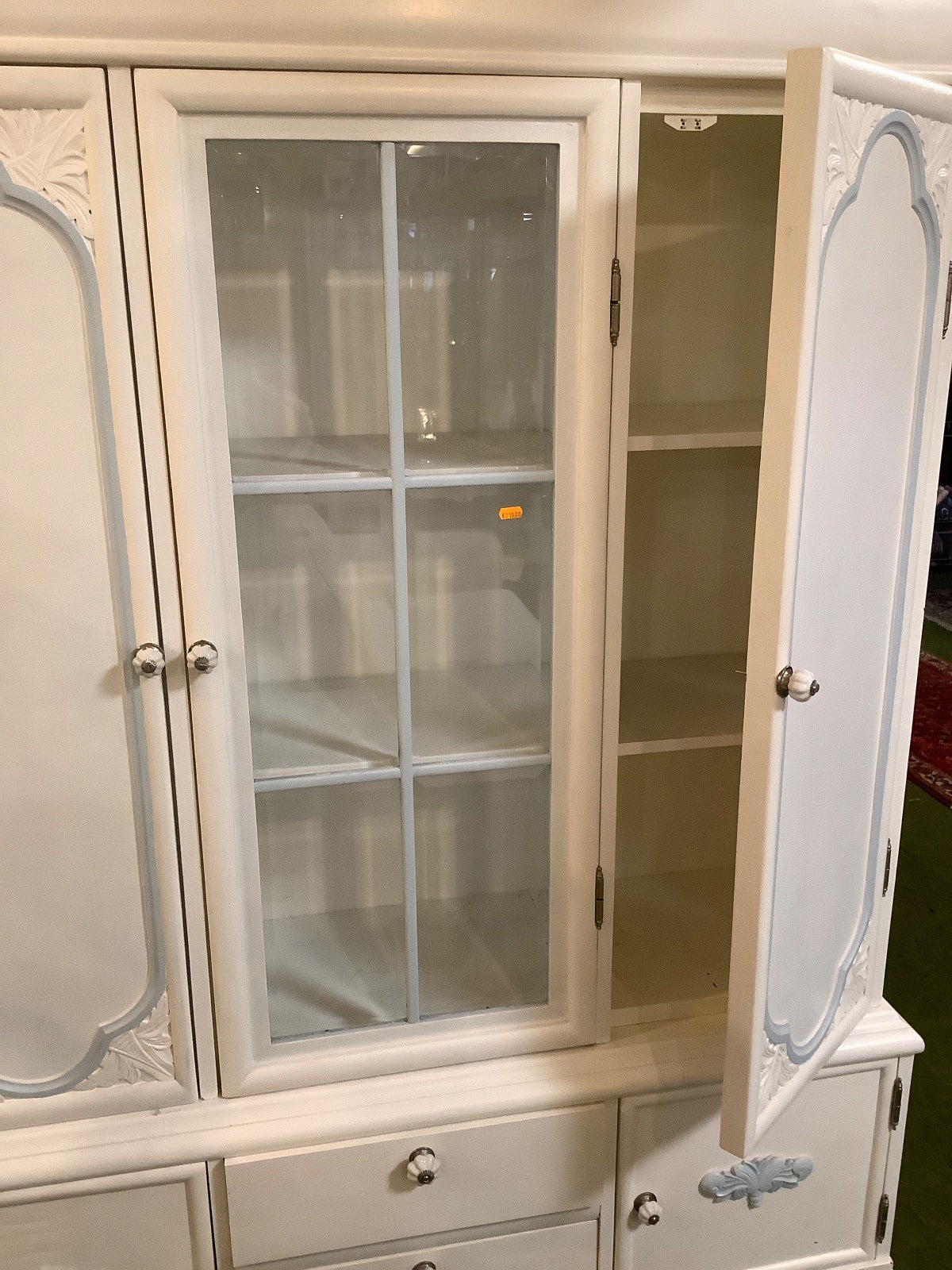 Großer Vitrinenschrank Weiß Landhaus Shabby Chic 3-türig Schubladen Holz