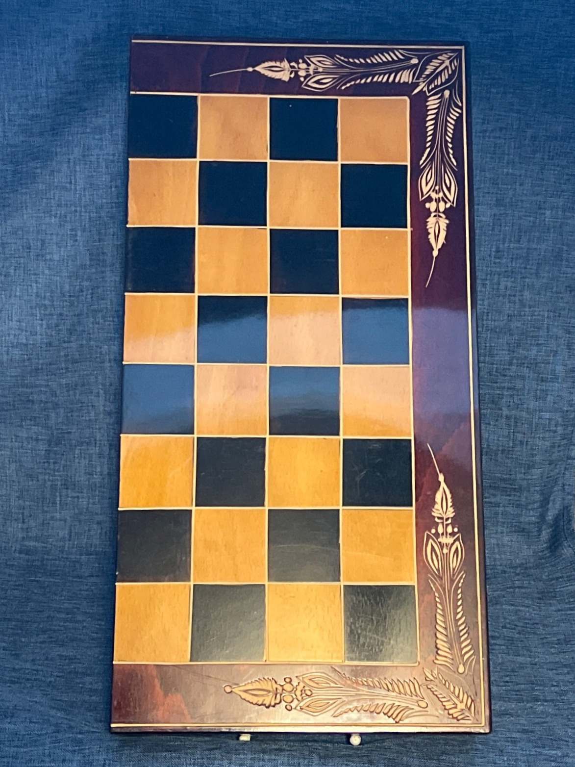 Schach - Backgammon - Dame - 3in1 -  Holz, klappbar, aufwendige Gravuren