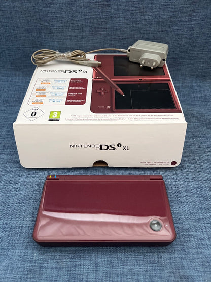 Nintendo DSi XL , OVP, Ladekabel,  2x Spiele, ohne Stift, Bordeauxrot