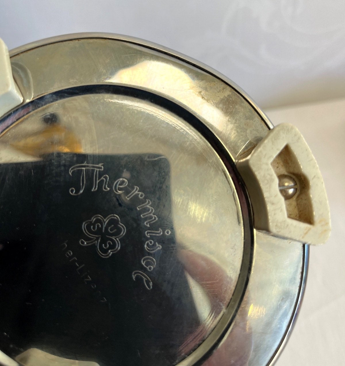 Thermisol Teekanne Kaiser Porzellan Chrom Vintage Wärmebehälter gehämmert Retro