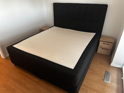 Boxspringbett Doppelbett 180 cm Stoff Kopfteil geknöpft mit Topper modern