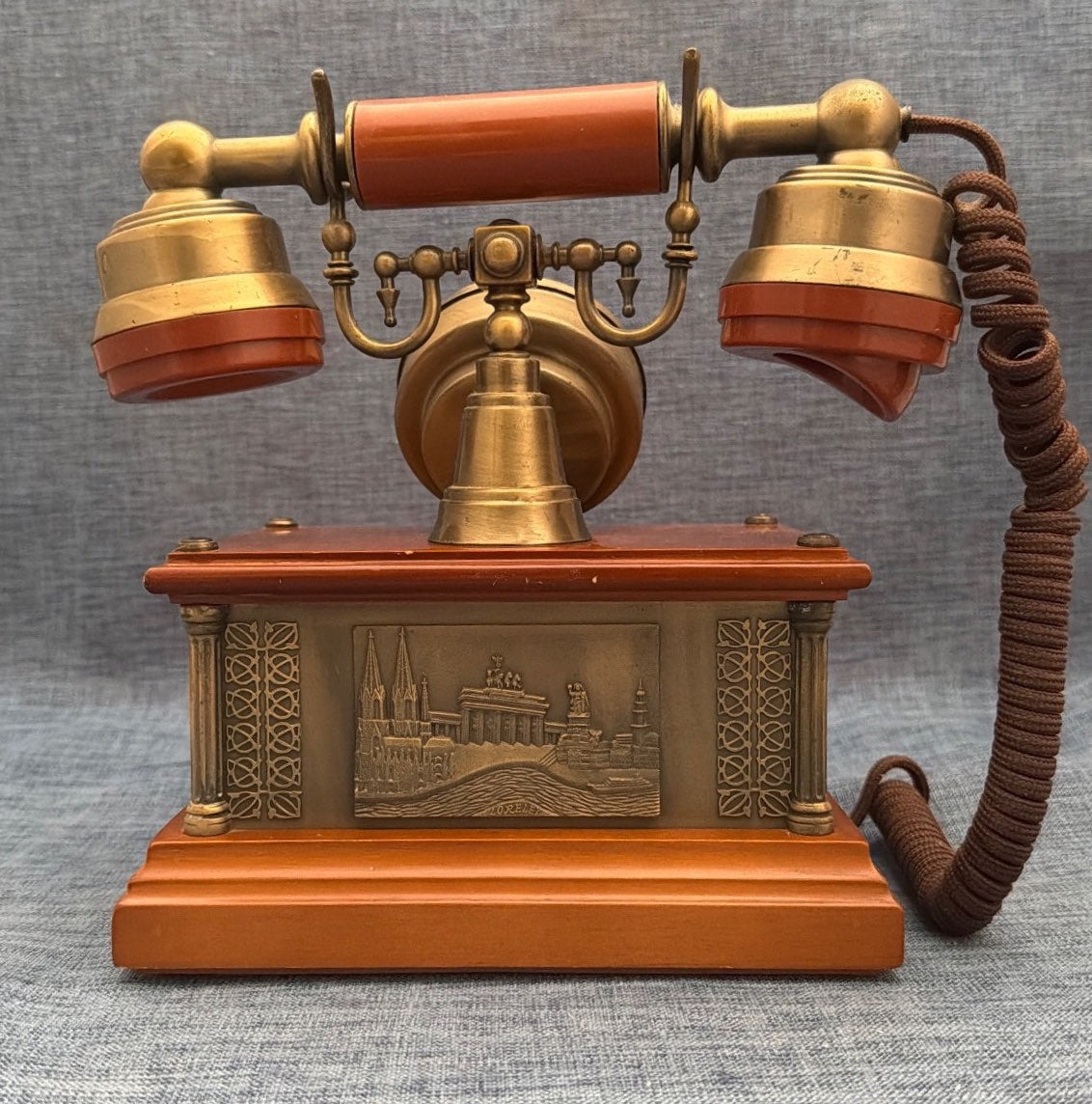 Welco "Nostalgie Eagle" Telefon Holz Messing  Tischtelefon Germany Retro