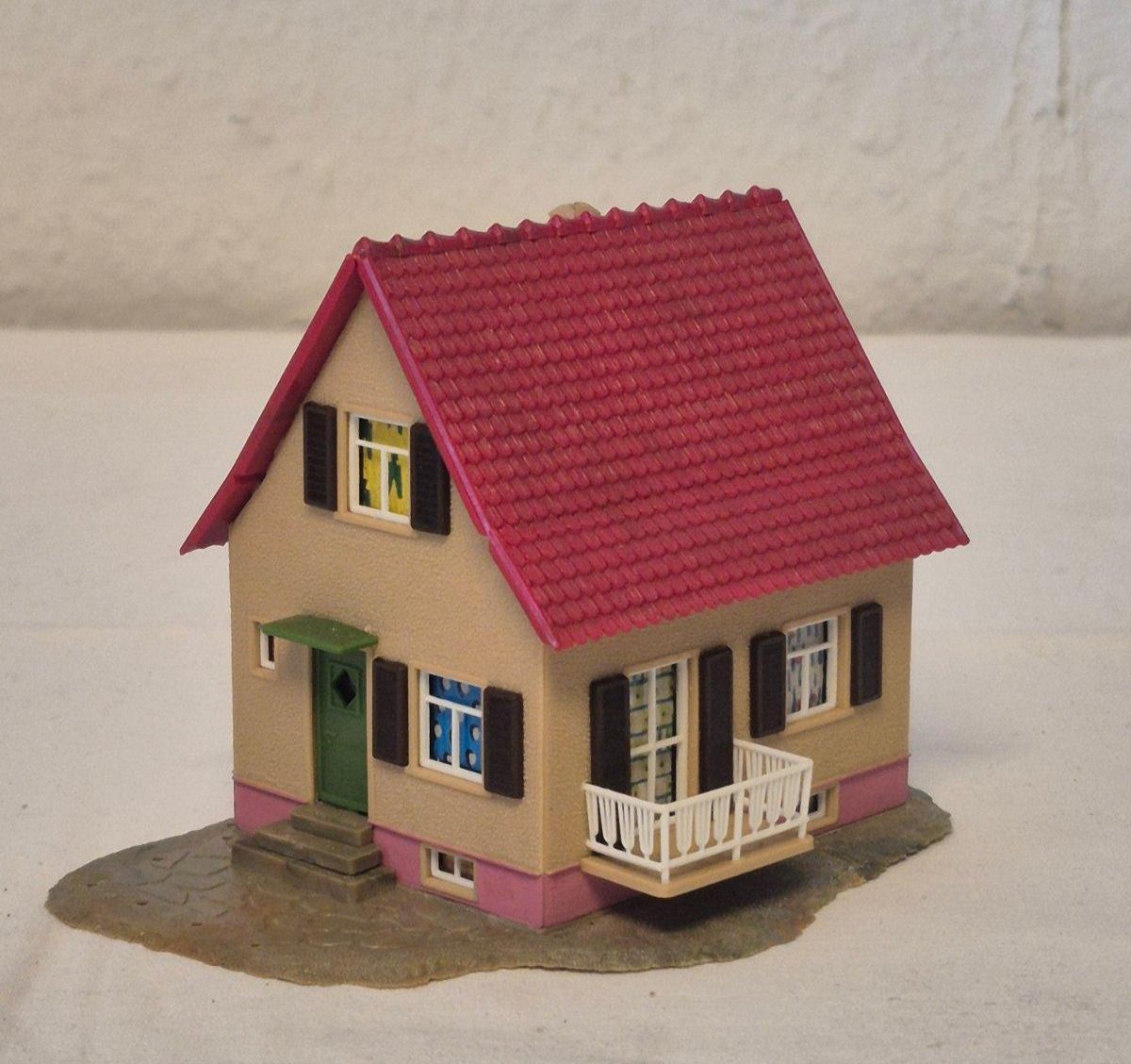 Faller - B210 - Siedlerhaus Modellhaus Einfamilienhaus H0 - montiert -