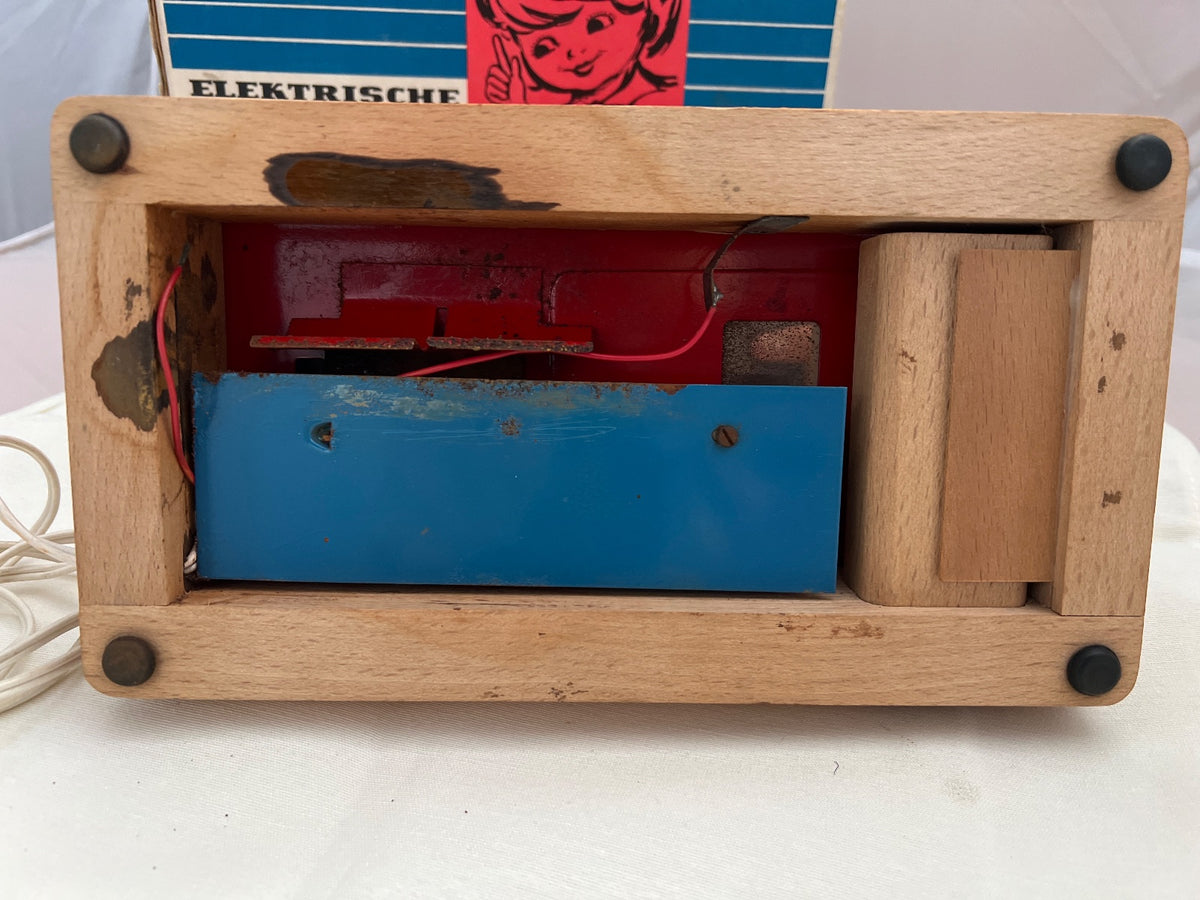 Regina Elektrische Kinder-Nähmaschine - 1960er - Holz - OVP - Anleitung