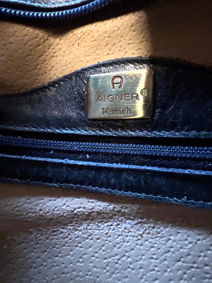 AIGNER Munich Vintage Leder Schultertasche Umhängetasche Schwarz Reißverschluss