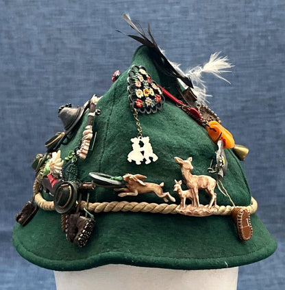Trachtenhut, Filzhut, Sepplhut, Federschmuck & diverse Abzeichen