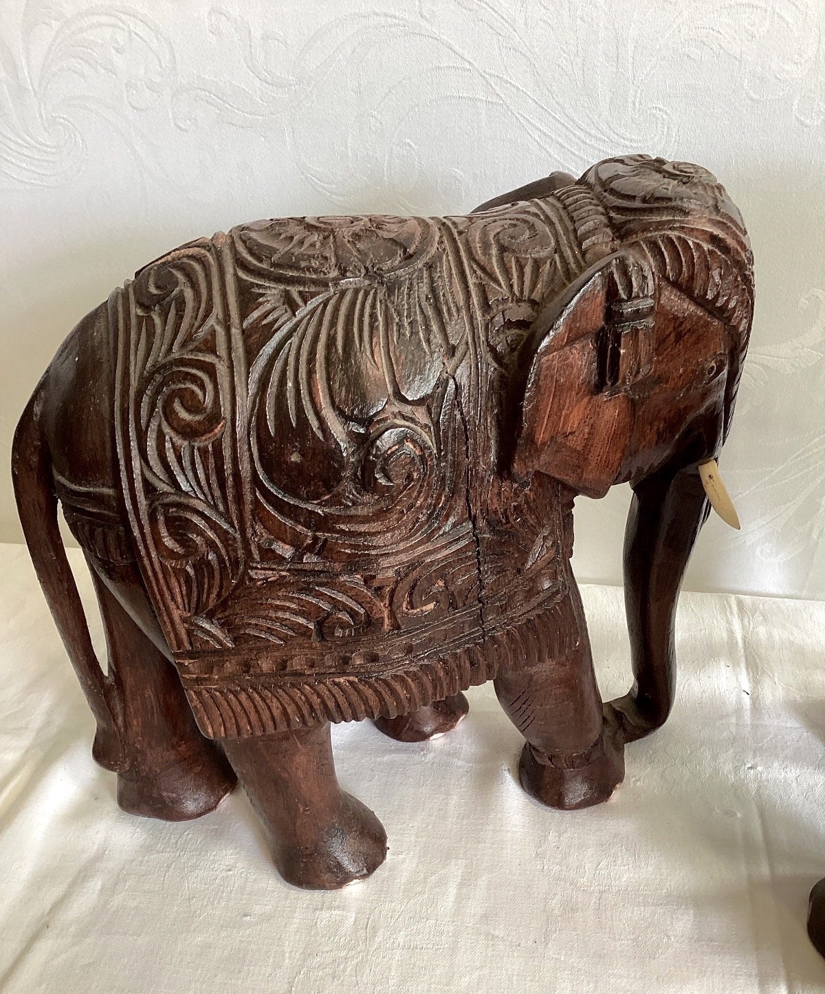 2x Holzelefant Figur handgeschnitzt Skulptur Asien Vintage Deko Paar Höhe 26 cm