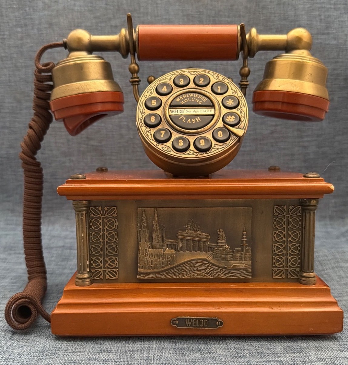 Welco "Nostalgie Eagle" Telefon Holz Messing  Tischtelefon Germany Retro
