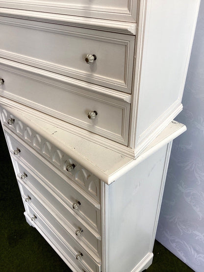 2 Weiße Kommoden, 10 Schubladen Schnitzdekor Landhaus Shabby Chic Schlafzimmer