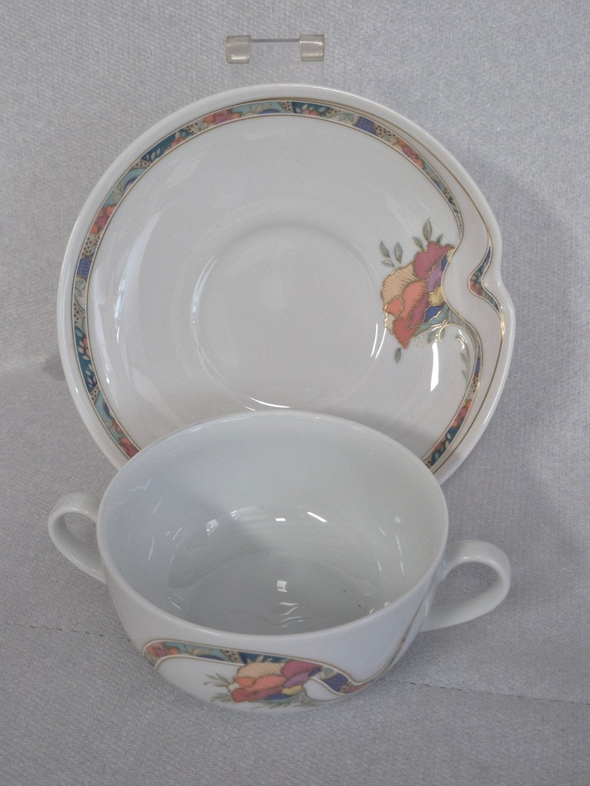 Kaiser Skara Suppentasse mit Untertasse, Blüten, Vintage
