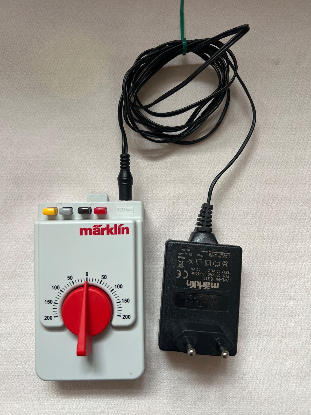 Märklin Fahrregler 67020 + Netzteil 66111 Controller Modellbahn Set 11V