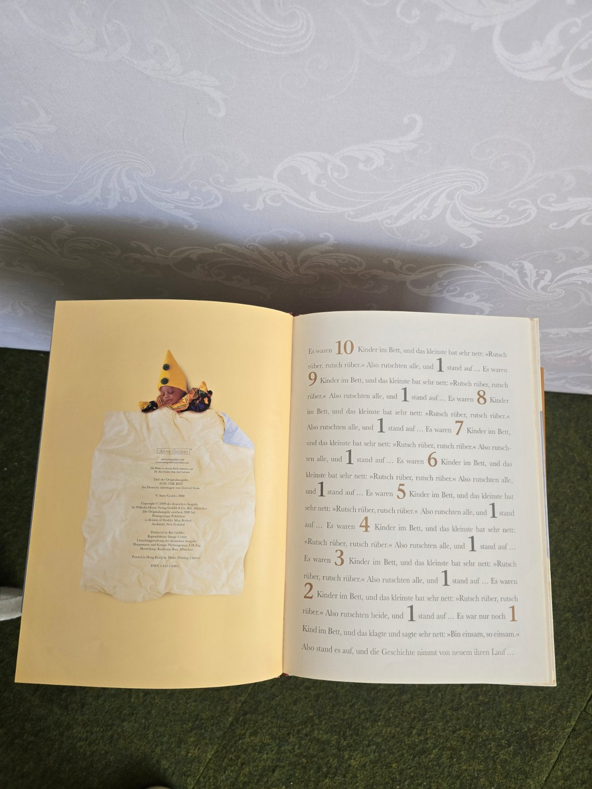 Anne Geddes 10 in einem Bett Kinderbuch Heyne Hardcover Babyfotografie