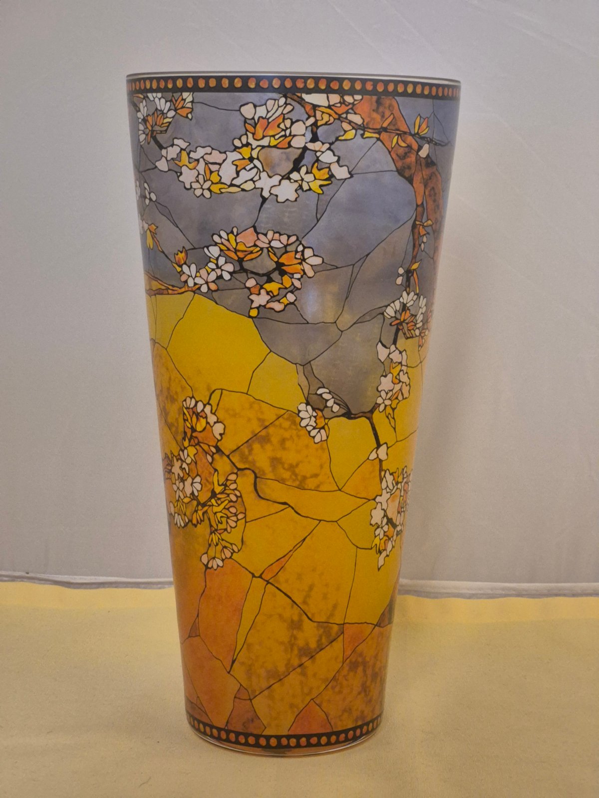 Goebel Artis Orbis - Louis Comfort Tiffany -Parakeets Vase