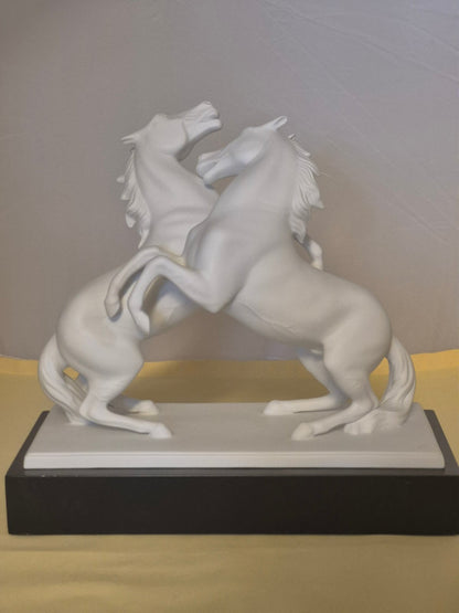 Goebel Studio 8 Porzellan Skulptur zwei Pferde Kunstobjekt