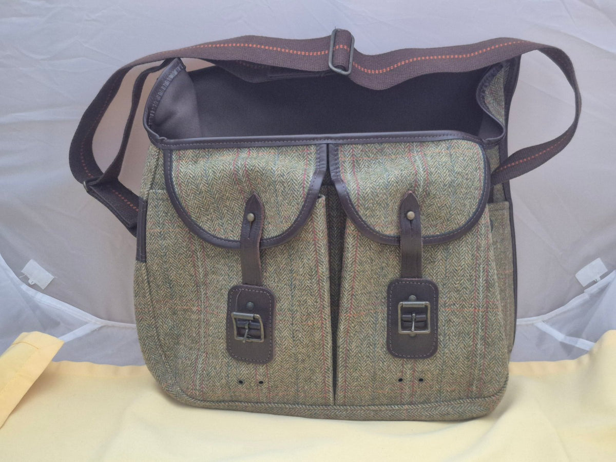 Barbour Tweed Tarras Bag Umhängetasche Schultertasche Herringbone Grün Leder