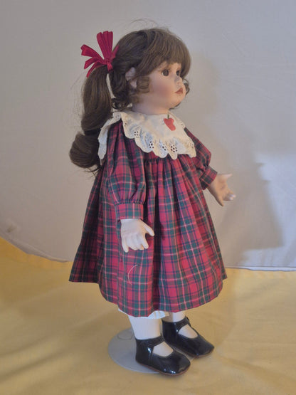 Das Puppen Kunstarchiv - Vicky - 43 cm - Porzellankopf - Sammlerstück