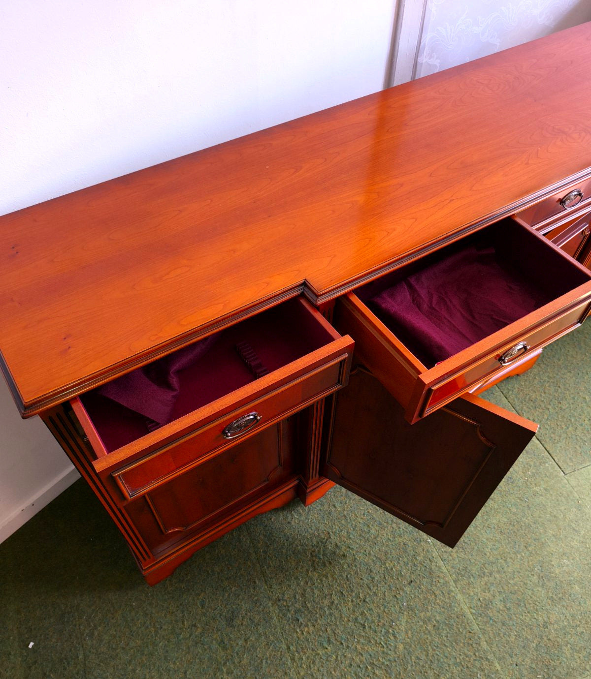 Sideboard Massivholz + Furnier englischer Stil 4 Türen Schubladen Buffet  1991