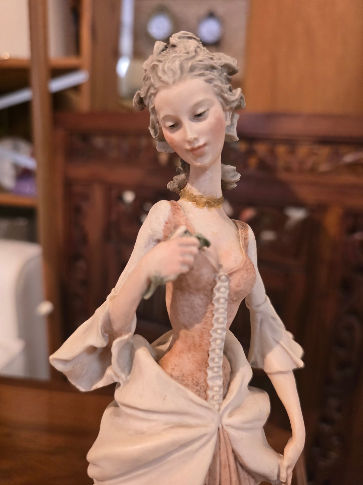 Guiseppe Armani Sammelstück Elegante Figur Rokoko Dame Vintage Dekor