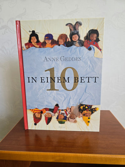 Anne Geddes 10 in einem Bett Kinderbuch Heyne Hardcover Babyfotografie