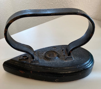Antikes Gusseisen Bügeleisen VLH Sammler historisch 3 kg
