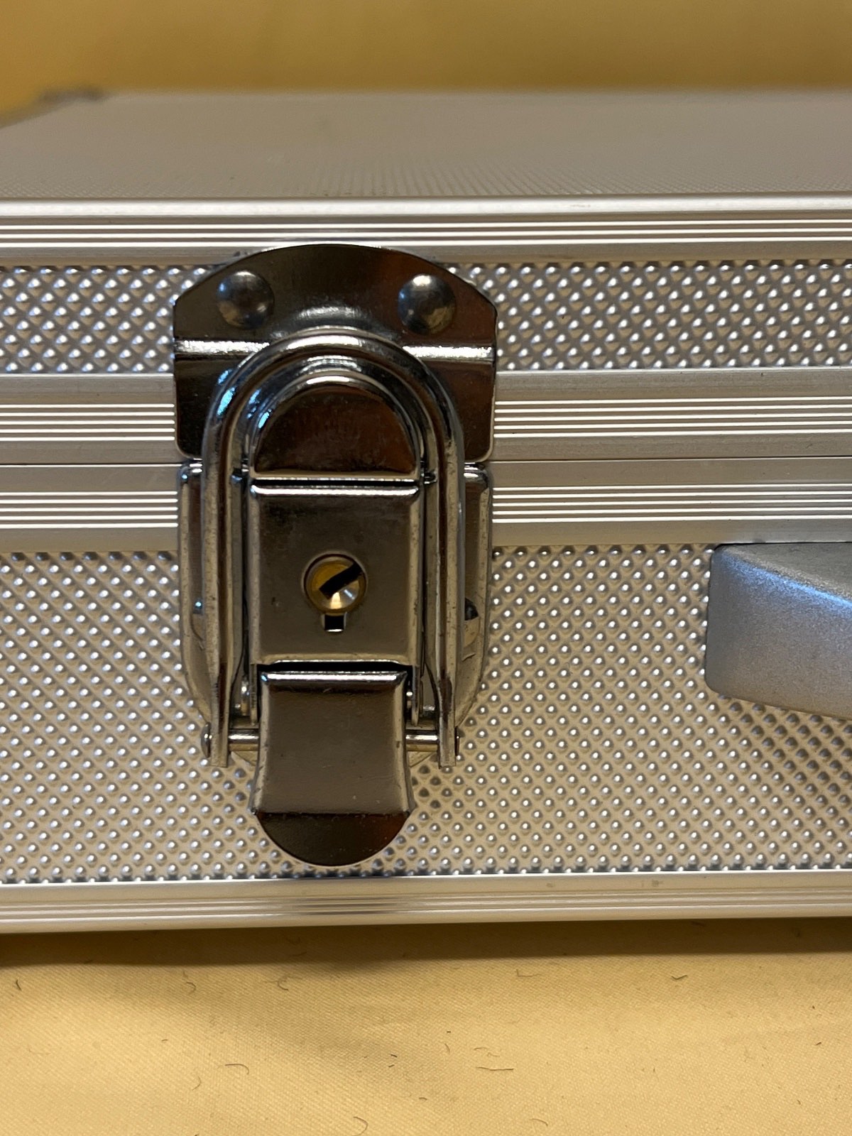 Aluminium Koffer, Transportkoffer, mit Schlüssel, ca. 41 x 24 x 9,5 cm