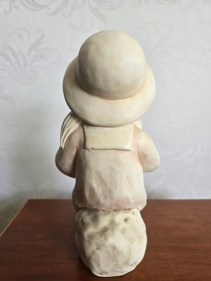Alice Figuren Keramikfigur Mädchen mit Hut & Schale Deutsche Handarbeit Vintage