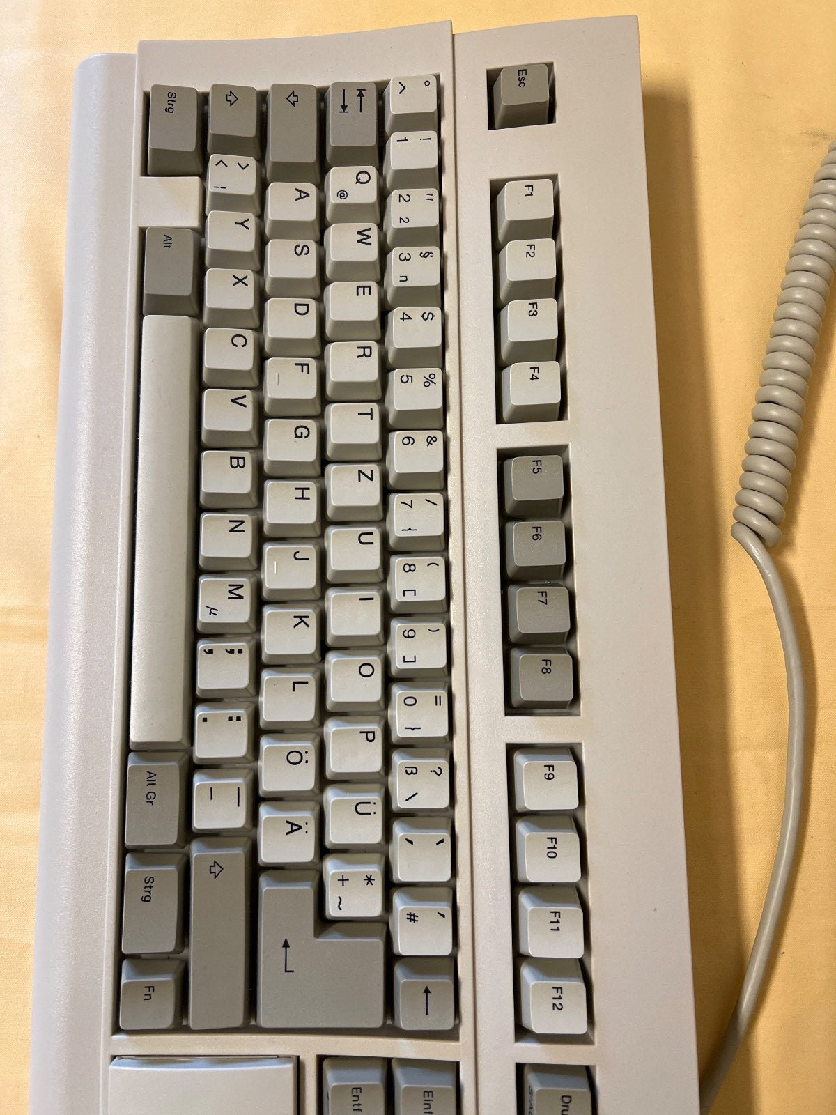 QTronix Scorpius 60 Keyboard Tastatur eingebauter Trackball AT PS/2, OVP